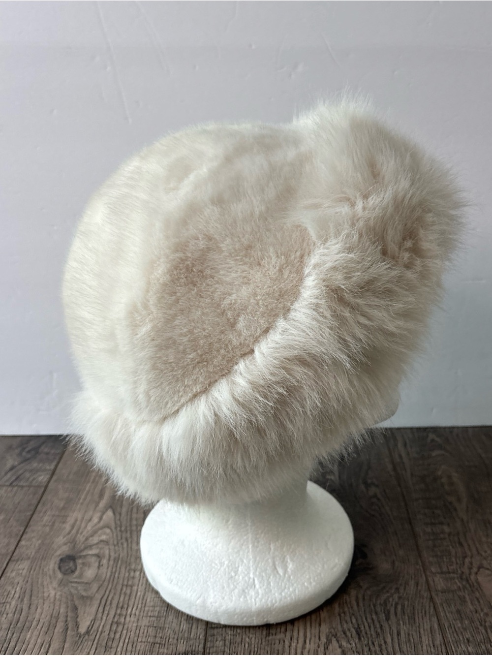 Plush Cream Faux Fur Russian-Style Hat - Picture 2 of 7